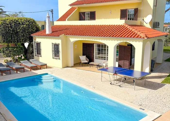 Angelica - Cozy Villa Albufeira